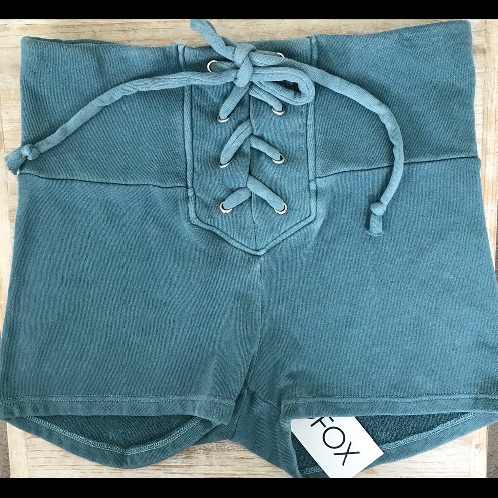 Woman Wildfox Essential Mae Short